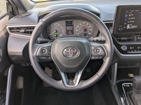 Used 2023 Toyota Corolla Cross AWD Hybrid image 18