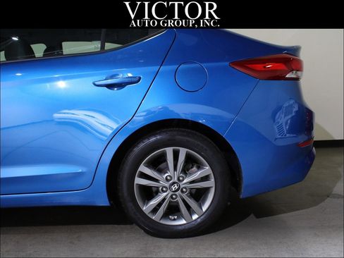 Used 2018 Hyundai Elantra SEL FWD image 7