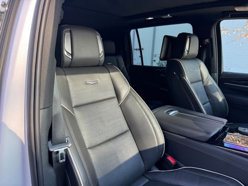 Used 2023 Cadillac Escalade ESV Sport w/ Touring Package image 52