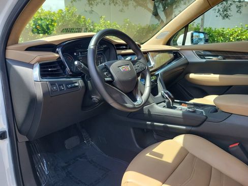 Certified 2024 Cadillac XT6 Premium Luxury w/ Platinum Package FWD image 22