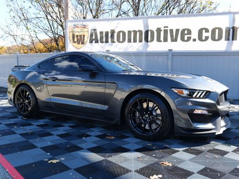 Used 2020 Ford Mustang Shelby GT350 w/ Technology Package image 65