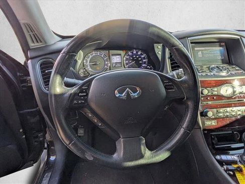 Used 2011 INFINITI EX35 Journey w/ Premium Pkg image 18