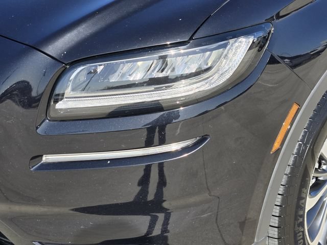 Used 2022 Lincoln Nautilus Reserve FWD image 9