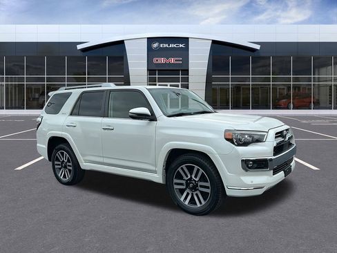 Used 2022 Toyota 4Runner Limited image 7