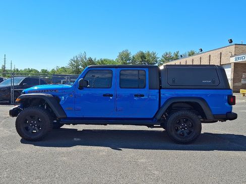 Used 2022 Jeep Gladiator Mojave w/ Dual Top Group AWD/4WD image 4