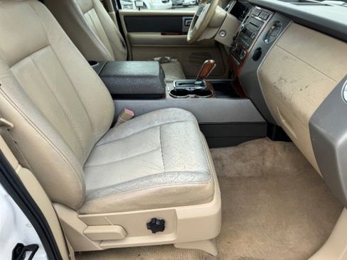 Used 2010 Ford Expedition EL Eddie Bauer image 18