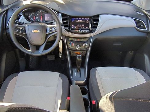 Certified 2020 Chevrolet Trax LS w/ Tint and Cruise Package image 20