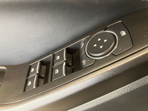 Used 2020 Ford Explorer XLT w/ Equipment Group 202A image 15