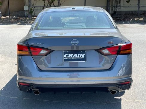 Used 2025 Nissan Altima 2.5 SR FWD image 6