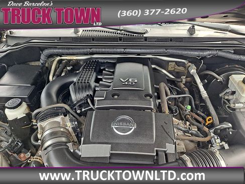 Used 2015 Nissan Frontier SV image 11