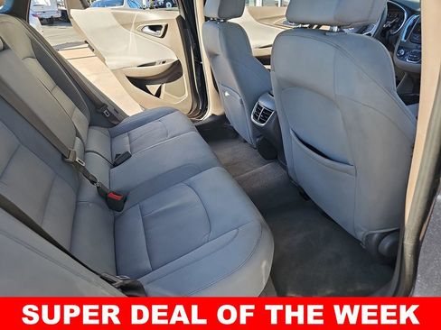 Used 2020 Chevrolet Malibu LT image 11