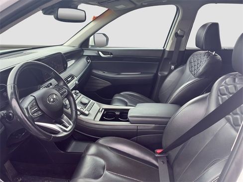 Used 2022 Hyundai Palisade Limited image 12