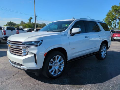 Used 2023 Chevrolet Tahoe High Country w/ Premium Package 2 AWD/4WD image 8