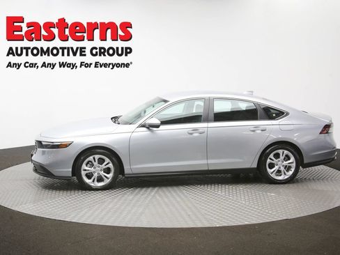 Used 2025 Honda Accord LX image 58