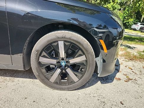 Certified 2024 BMW iX xDrive50 w/ Convenience Package AWD/4WD image 7