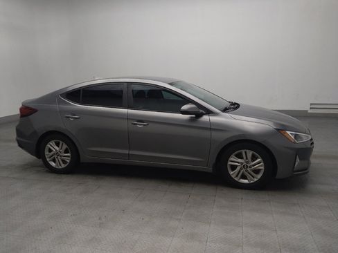 Used 2020 Hyundai Elantra SEL image 11