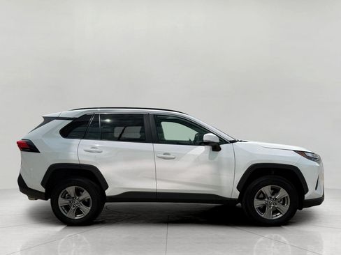 Used 2025 Toyota RAV4 XLE AWD/4WD image 13