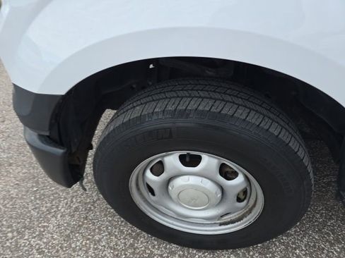 Used 2017 Ford F150 XL w/ Equipment Group 101A Mid image 3