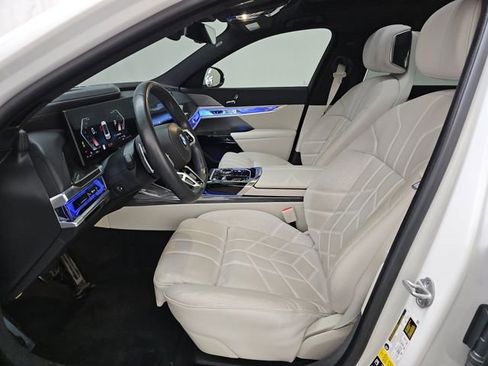 Used 2023 BMW 760i xDrive w/ Parking Assistance Package AWD/4WD image 14