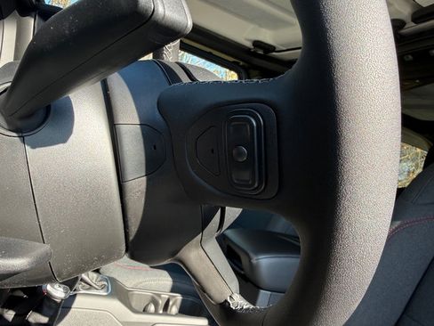New 2026 Jeep Wrangler Unlimited Rubicon AWD/4WD image 14