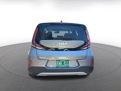 Used 2025 Kia Soul LX w/ LX Technology Package image 7