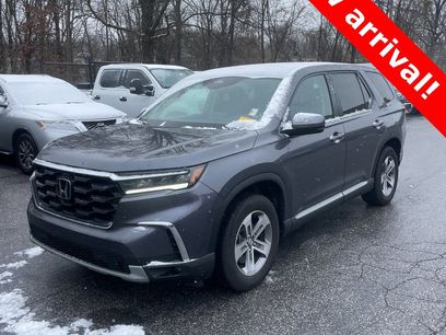 Used 2025 Honda Pilot EX-L
