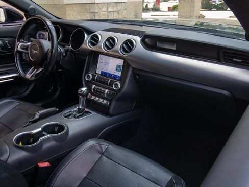 Used 2022 Ford Mustang GT Premium w/ Black Accent Package RWD image 20