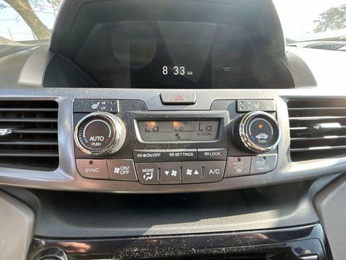 Used 2015 Honda Odyssey EX-L image 19