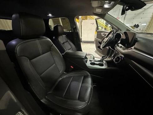 Used 2024 Chevrolet Blazer LT FWD image 27
