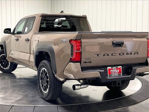 New 2026 Toyota Tacoma TRD Off-Road AWD/4WD image 3