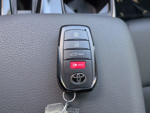 Used 2026 Toyota Camry SE w/ Convenience Package FWD image 26