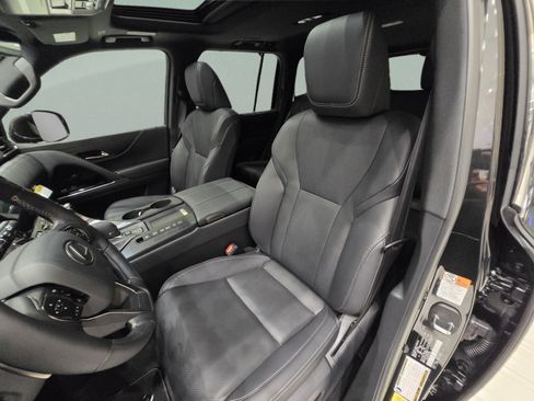 New 2026 Lexus LX 700h Luxury AWD/4WD image 15