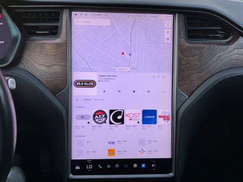 Used 2020 Tesla Model X Long Range AWD/4WD image 43