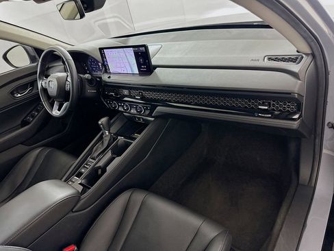 Used 2023 Honda Accord Touring image 28