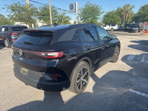 Used 2023 Volkswagen ID.4 Pro S image 13