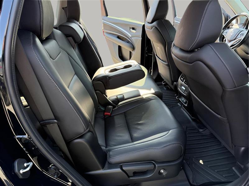 Used 2019 Acura MDX w/ Technology Package AWD/4WD image 29