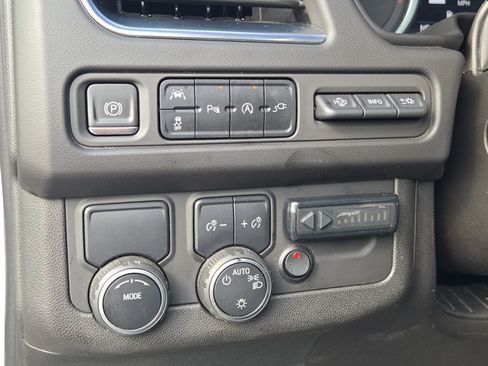 Used 2021 Chevrolet Tahoe High Country RWD image 31
