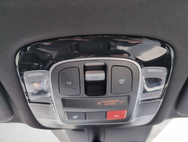 Certified 2026 Hyundai Santa Cruz Limited AWD/4WD image 18
