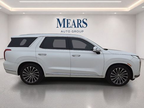 Used 2023 Hyundai Palisade Calligraphy FWD image 6