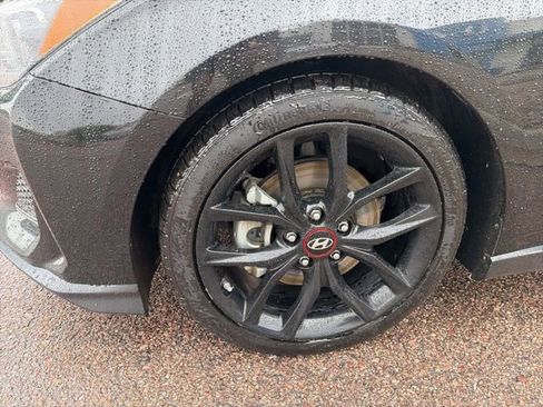 Used 2019 Hyundai Veloster Turbo R-Spec FWD image 4