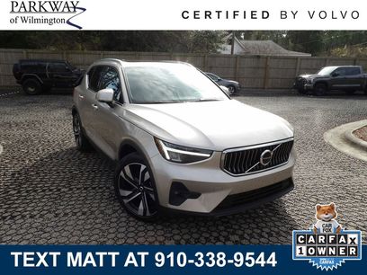 Certified 2023 Volvo XC40 B4 Plus w/ Protection Package Premier