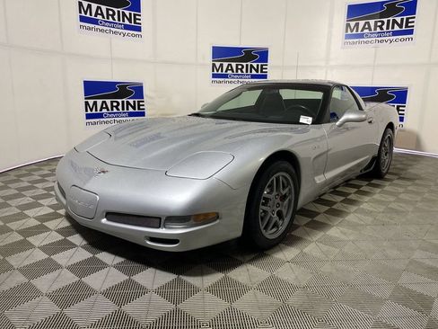 Used 2003 Chevrolet Corvette Z06 w/ Memory Package, 3 Drivers RWD image 11