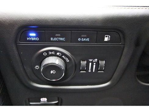 Used 2022 Jeep Grand Cherokee Summit image 17