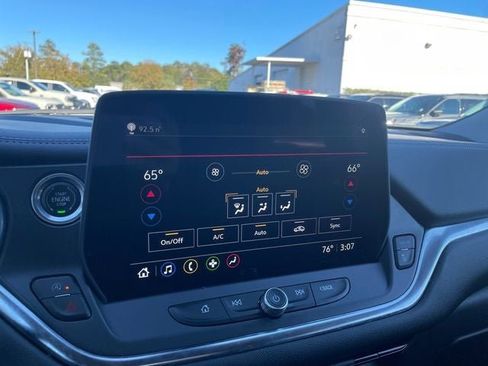 Used 2023 Chevrolet Blazer LT w/ Driver Confidence Package image 19