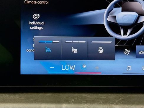 New 2026 BMW X5 xDrive40i w/ Climate Comfort Package image 21