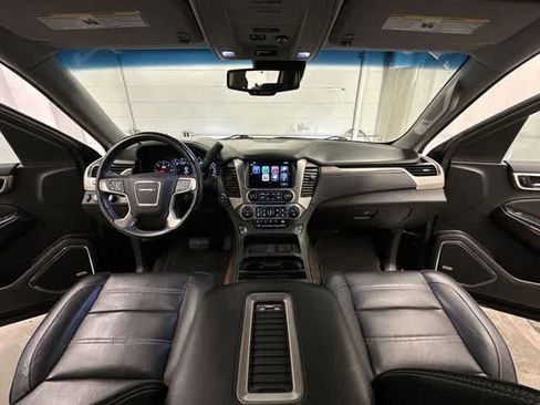 Used 2020 GMC Yukon Denali w/ Open Road Package image 23