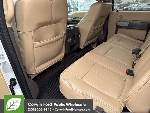 Used 2015 Ford F350 Lariat w/ Lariat Ultimate Package image 28