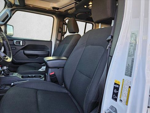 Used 2021 Jeep Wrangler Unlimited Sport image 18