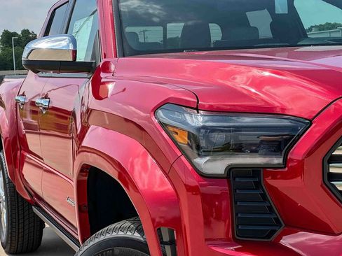 New 2026 Toyota Tacoma Limited AWD/4WD image 3