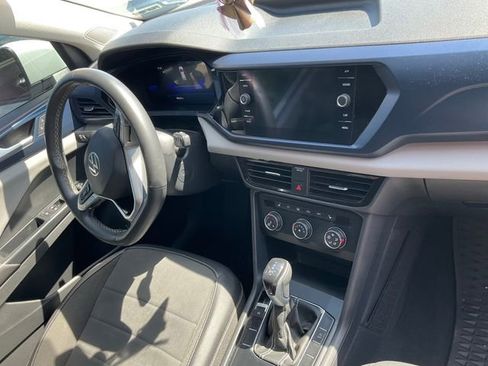 Used 2022 Volkswagen Taos SE image 10